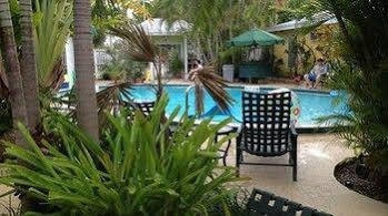 Alexander Palms Court Hotel คีย์เวสต์ ภายนอก รูปภาพ